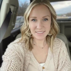 Meet your Posher, Haley